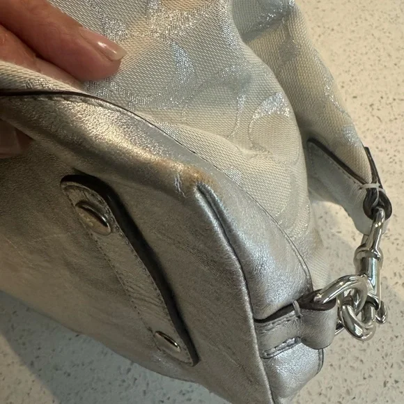 Coach handbag - Picture 6 of 16